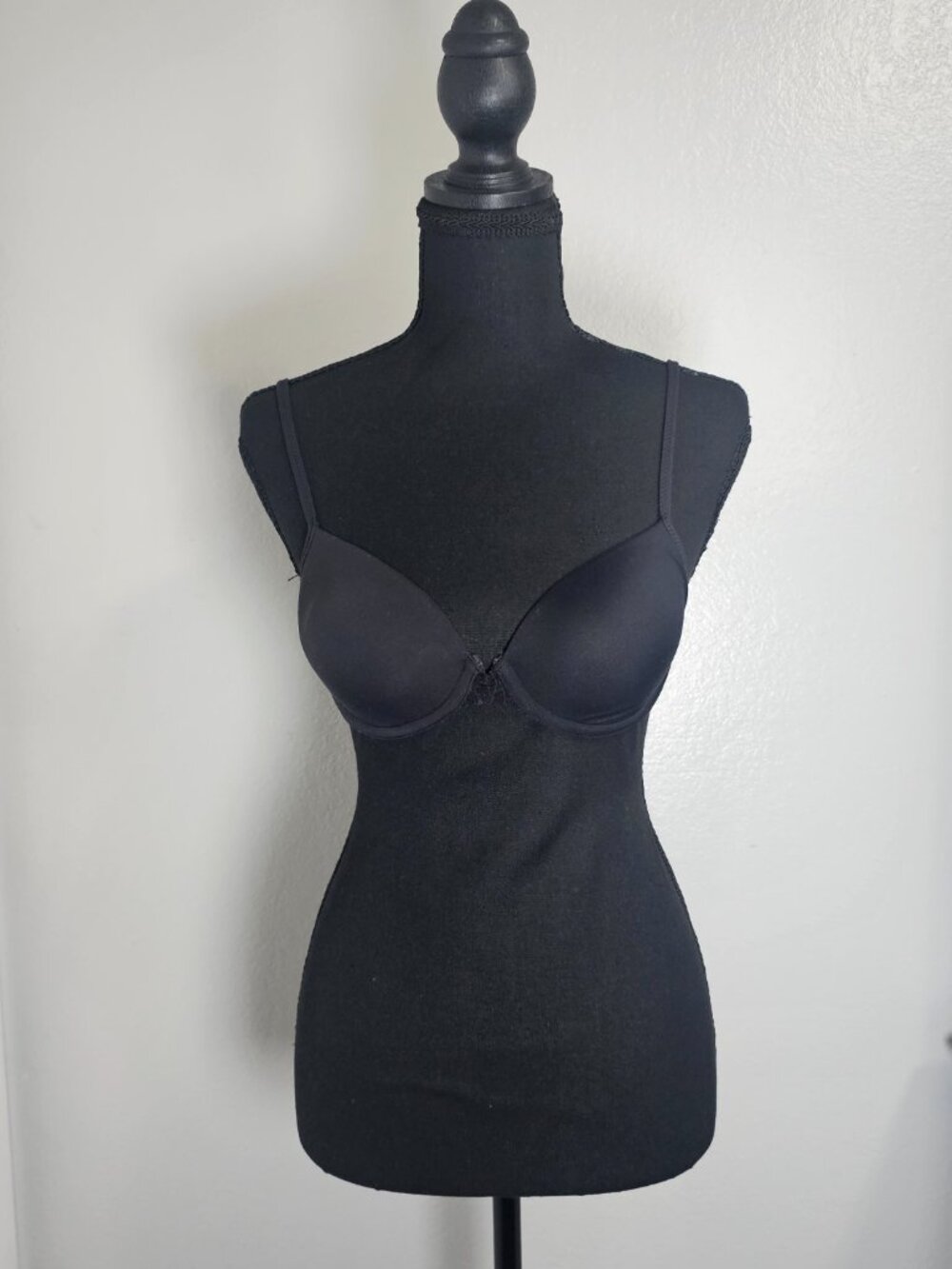 Vassarette Y2K Lace Padded Underwire Bra Black Minimalist Lingerie Size 32C/70 - Picture 2 of 5